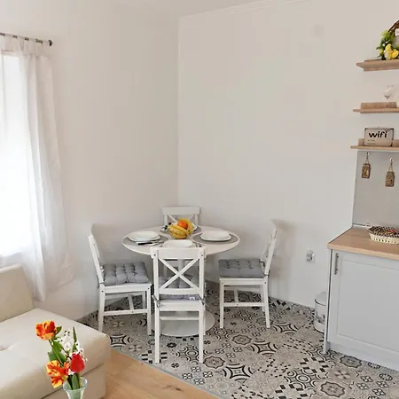 Andrija Apartment *